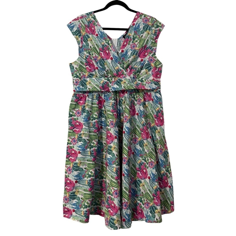 Retrolicious 50's Style Swing Dress in Multi-Color Cactus Print Sz 1X Pin-up